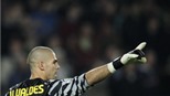 Valdes lập kỷ lục 577 phút không thủng lưới 